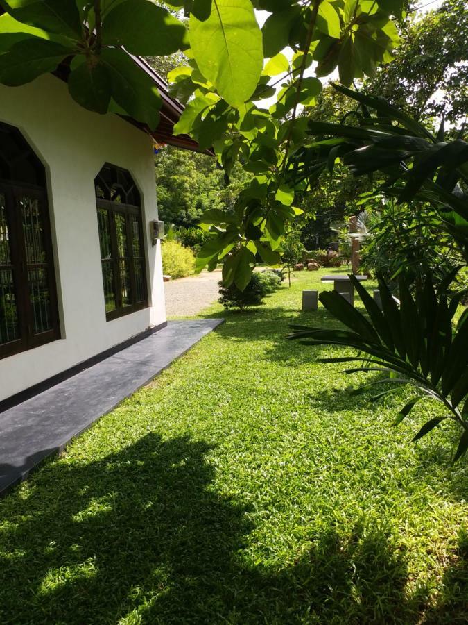 Tamarind Blue Hotel Tangalle Eksteriør billede